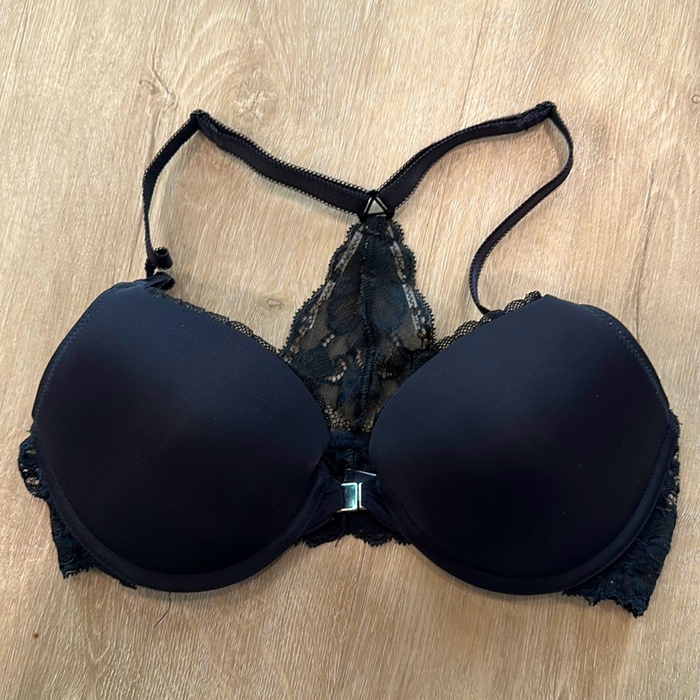 Adore Me Front-Clasp Bra
